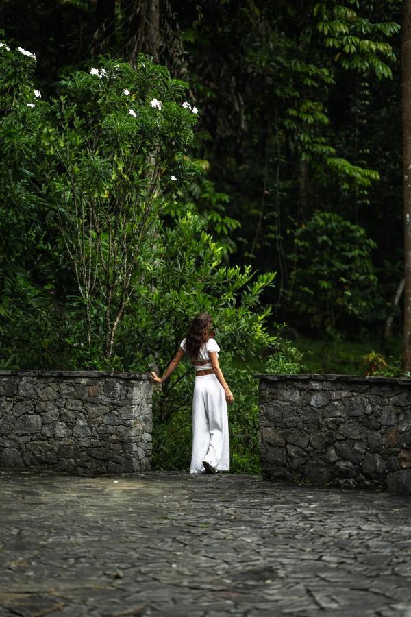Moksha At Kitulgala - Rainforest Boutique Hotel Esterno foto